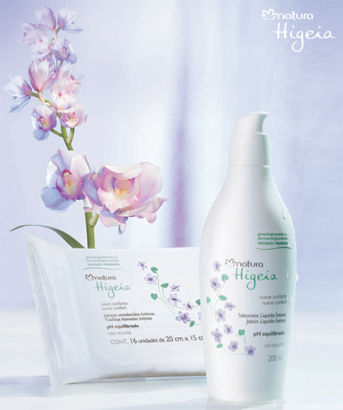 Productos Natura Higeia presentados sobre una base recta